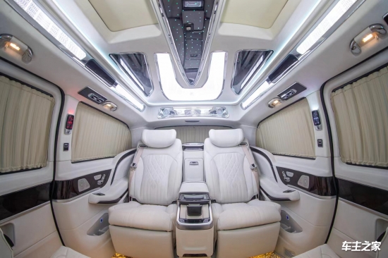 昆明奔驰米乐 M6米乐新款V260L改装四座豪华商务车--天使版全隔断设计优惠(图2)