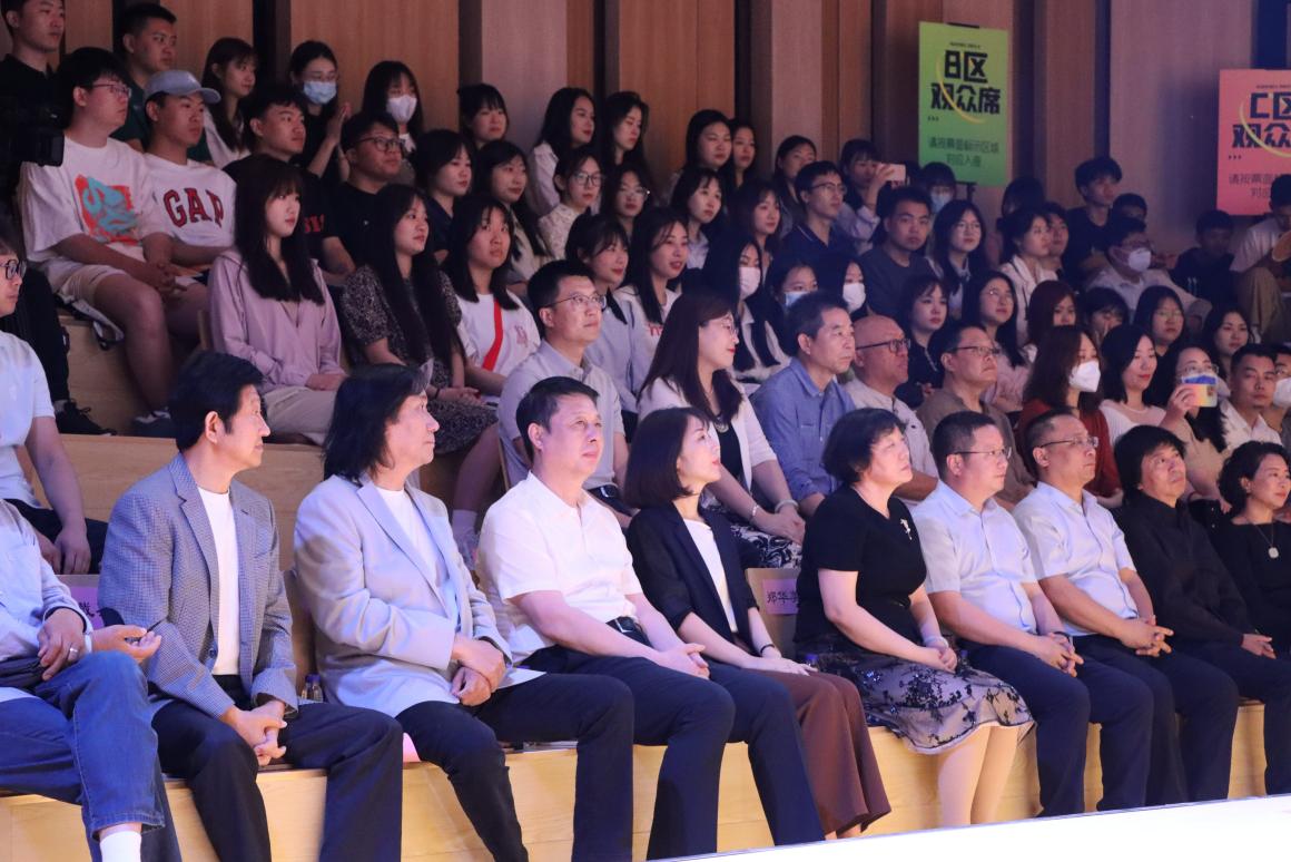 山东农业工程学院艺术学院2023届毕业设计作品展开幕米乐M6 米乐(图3)