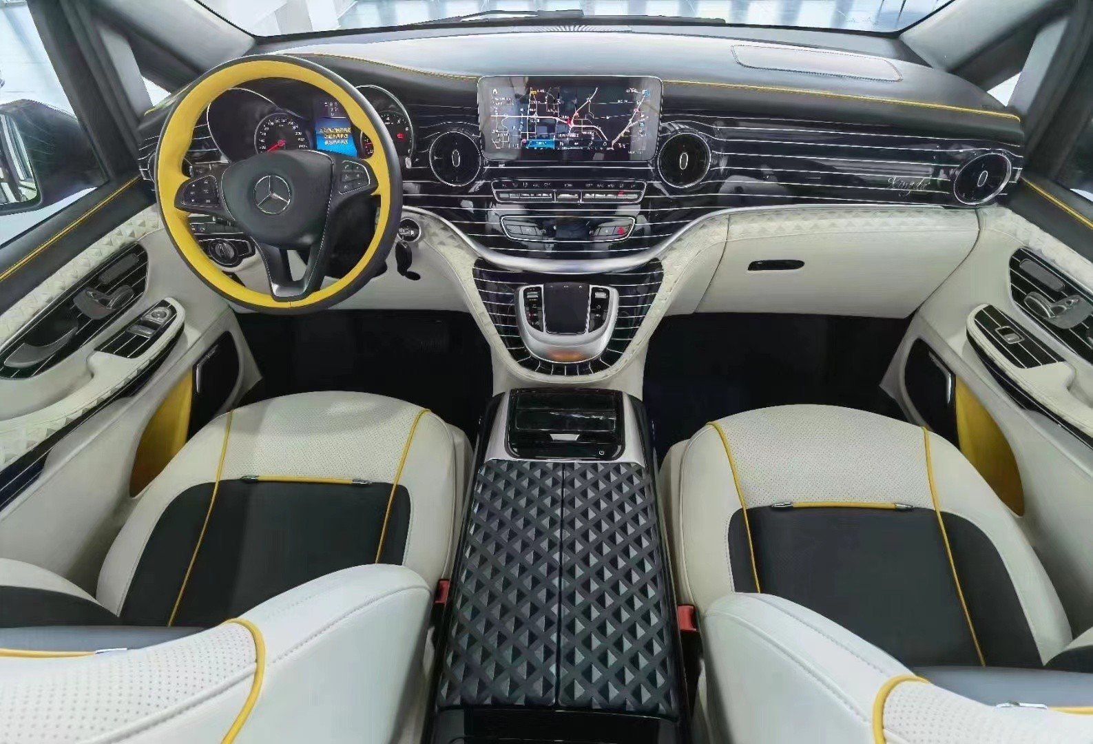 奔驰V260新款商务车 奔驰V2米乐 M6米乐60改装报价(图2)