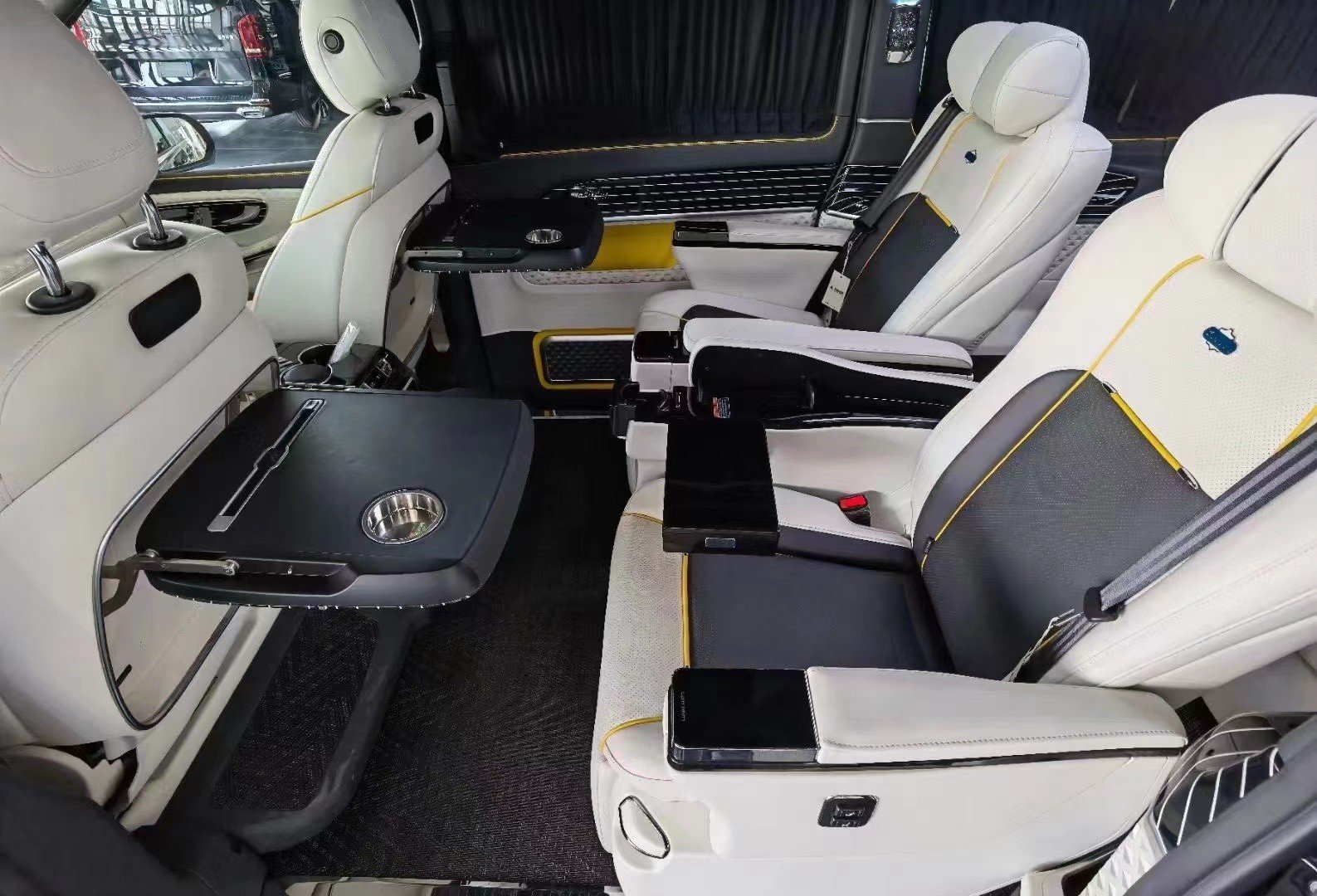 奔驰V260新款商务车 奔驰V2米乐 M6米乐60改装报价(图5)
