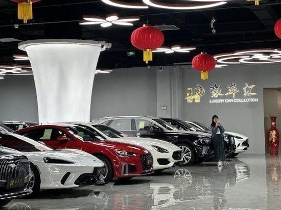宾利飞驰混动版大气的商务范儿优惠提车米乐M6 米乐(图1)