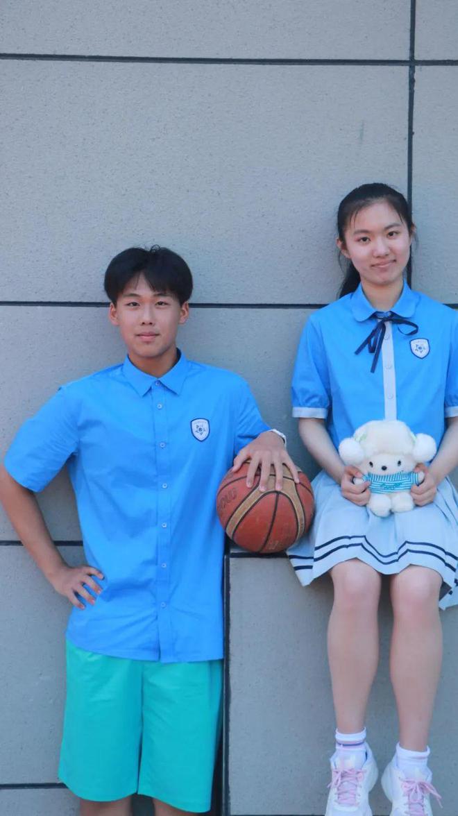 森系小清新、国风传统色还有男生夏日裙装？TA们设计的校服你喜欢吗？米乐 M6米乐(图4)