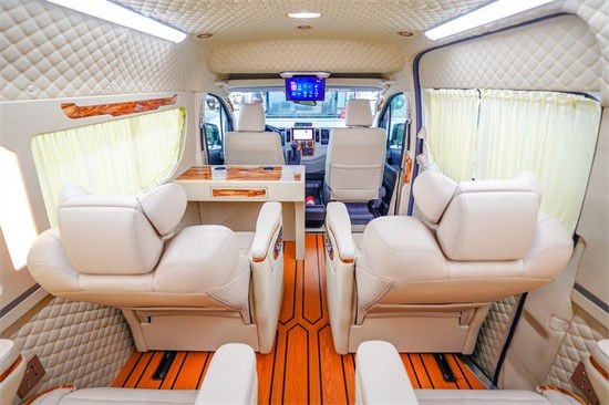 米乐 M6米乐2023款丰田海狮高端定制版 超豪华商务MPV(图4)