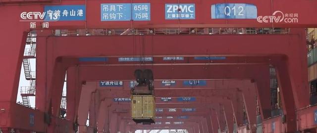 我国自主设计建造超大集装箱船多项指标均居世界最高水平米乐M6 米乐(图2)