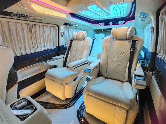 奔驰V260米乐 M6米乐商务车一款可以躺着休息的车(图5)