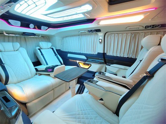 奔驰V260米乐 M6米乐商务车一款可以躺着休息的车(图6)