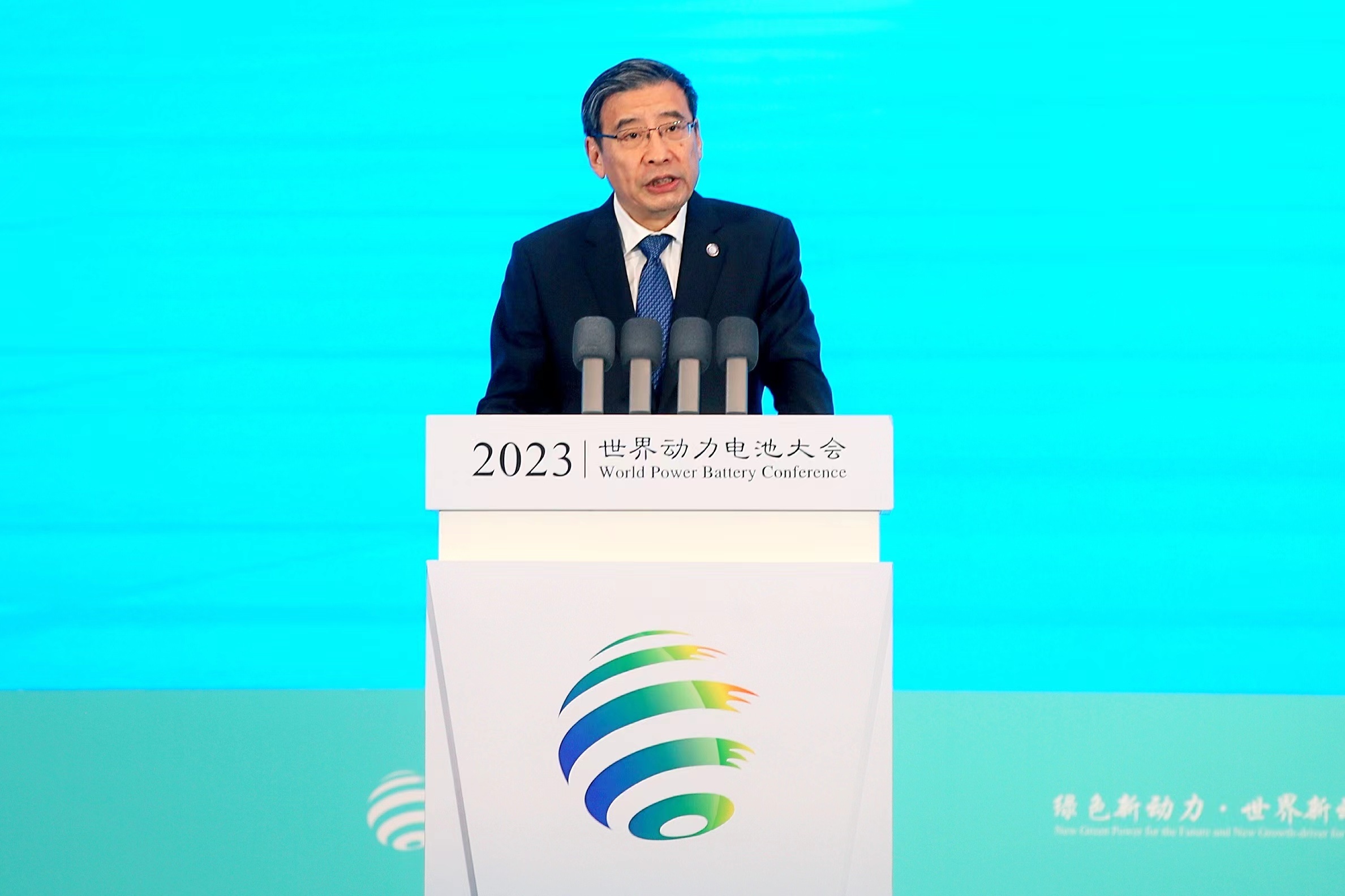 米乐 M6米乐全国政协常委、经济委员会副主任苗圩：要从动力电池前端设计就考虑到后端回收(图1)