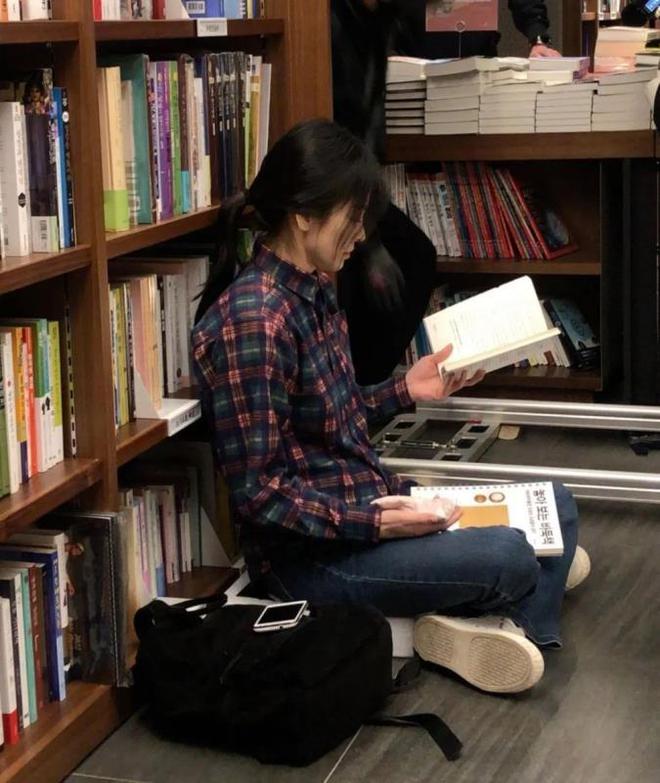 41岁宋慧乔老得好明显路人镜头下暴露真实状态满眼疲惫好憔悴米乐M6 米乐(图4)