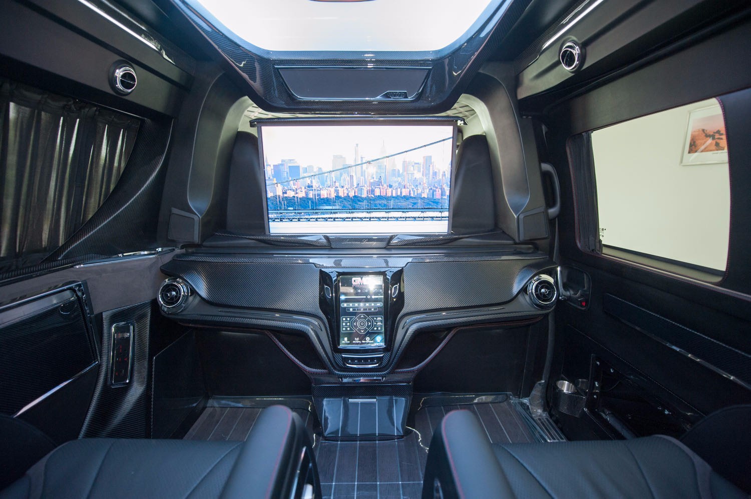 米乐 M6米乐GMC商务车GL650低顶版新款棕色内饰(图5)