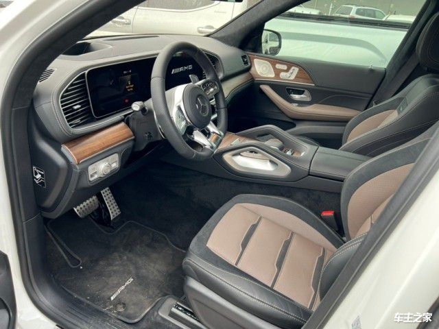 米乐 M6米乐平行进口奔驰GLS63价格及图片解析(图3)