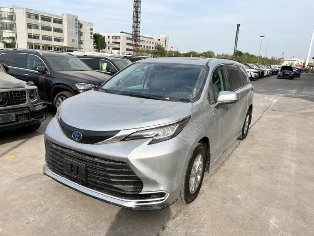 米乐 M6米乐2022款丰田塞纳商务混动现车报价让利售(图1)