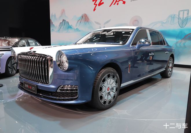 红旗“劳斯莱斯”米乐 M6米乐实车曝光配升降车标复古圆形环状大灯真帅(图1)