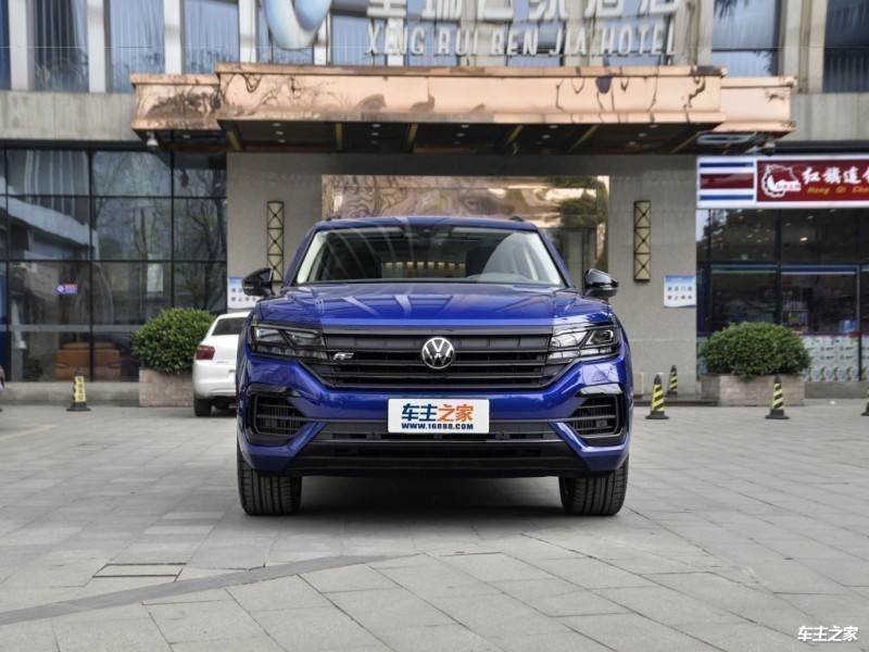 米乐 M6米乐新款途锐实拍图片解析(图1)