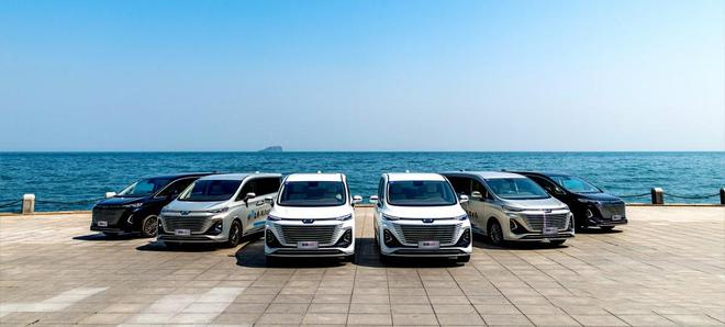 米乐 M6米乐商务车的家用篇 开着一汽奔腾M9来逛大连(图1)
