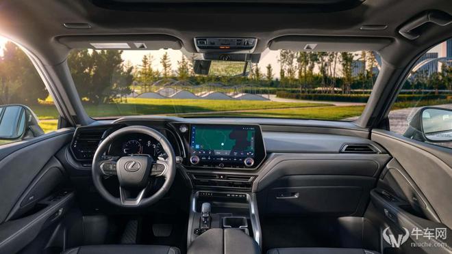 米乐M6 米乐三排座中大型SUV 雷克萨斯TX首发亮相(图5)