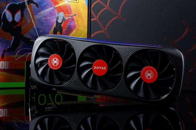 米乐M6 米乐虚实交汇颜艺兼修！索泰RTX 4070 AMP AIRO SPIDERMAN(图2)