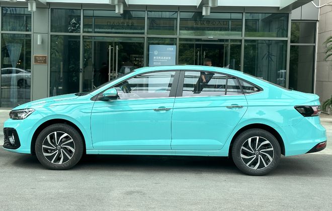追求品质与设计的选择朗逸新锐正式上市售价99米乐 M6米乐99万元起(图2)