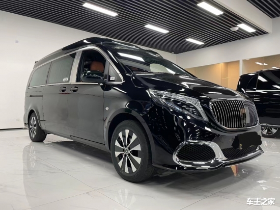 米乐 M6米乐昆明奔驰新款V260L改装七座高顶商务车优惠788万(图1)
