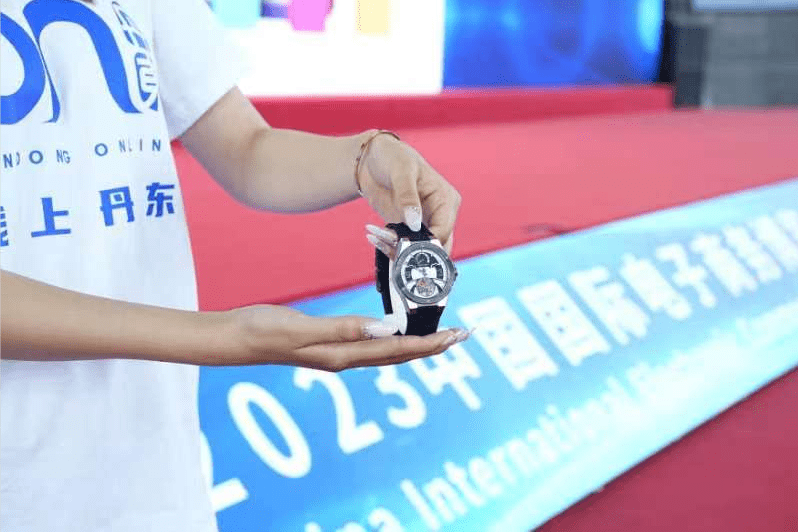 米乐 M6米乐“线上丹东”同城电商平台代表辽宁省数字企业参加中国国际电子商务博览会(图3)