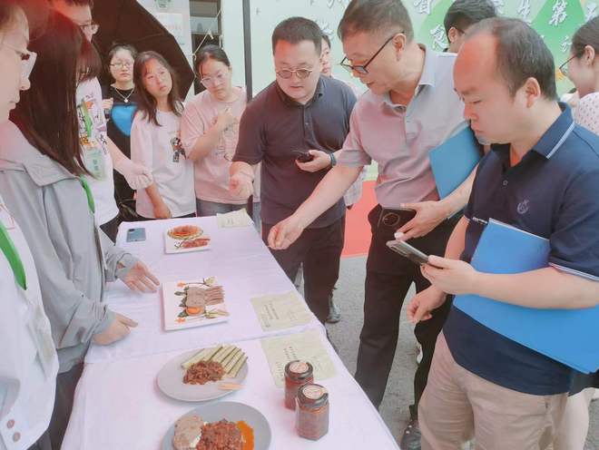 河南农大食品科技学院举办第五届省大学生传统美食创意设计大米乐 M6米乐赛(图3)