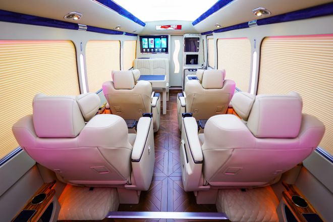 米乐 M6米乐丰田考斯特12座价格 VIP版商务车价格(图5)