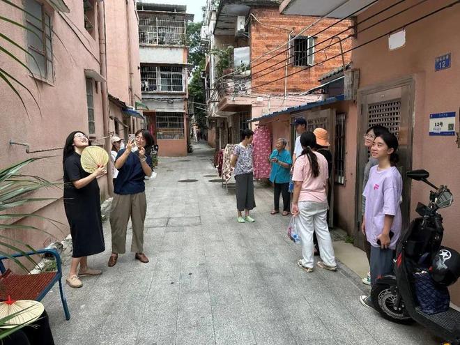 米乐 M6米乐广州：如何激活老社区？这群大学生花两周时间设计了四场创意行动……(图11)