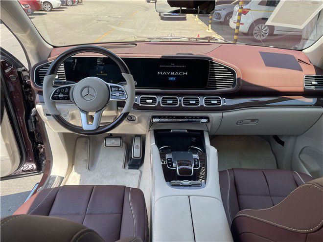 迈巴赫GLS600陆地豪华游艇移动商务舱米乐 M6米乐(图3)
