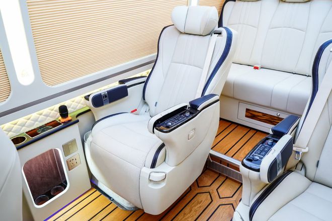 米乐 M6米乐丰田考斯特豪华商务车12座报价店长实拍(图6)