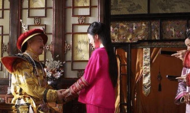 米乐 M6米乐日本后宫女厕所便池深18米全球独一无二为什么这样设计？(图3)
