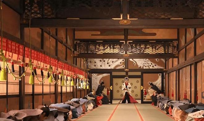 米乐 M6米乐日本后宫女厕所便池深18米全球独一无二为什么这样设计？(图1)