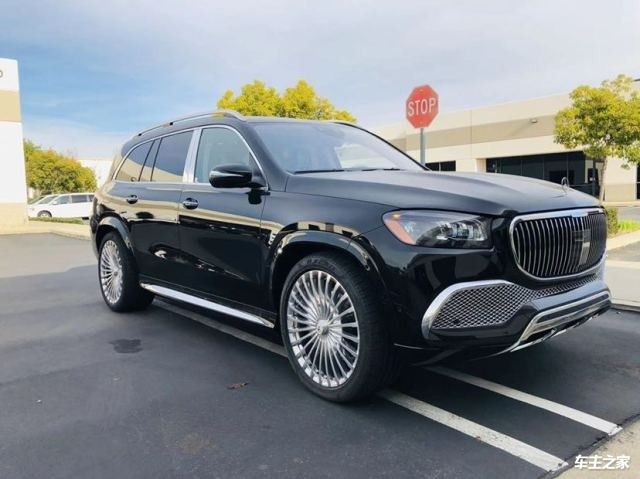 米乐 M6米乐迈巴赫GLS600终极豪华商务SUV展厅现车 售全国(图4)