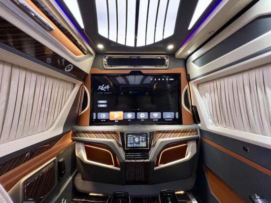 米乐M6 米乐2023款奔驰斯宾特全进口大型商务房车(图3)