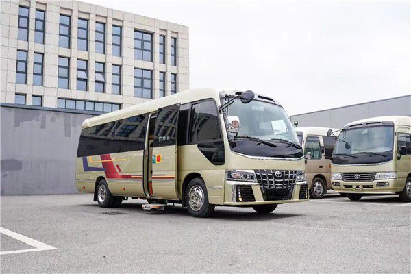 新款考斯特8座豪华米乐 M6米乐商务版价格 配置列表(图1)