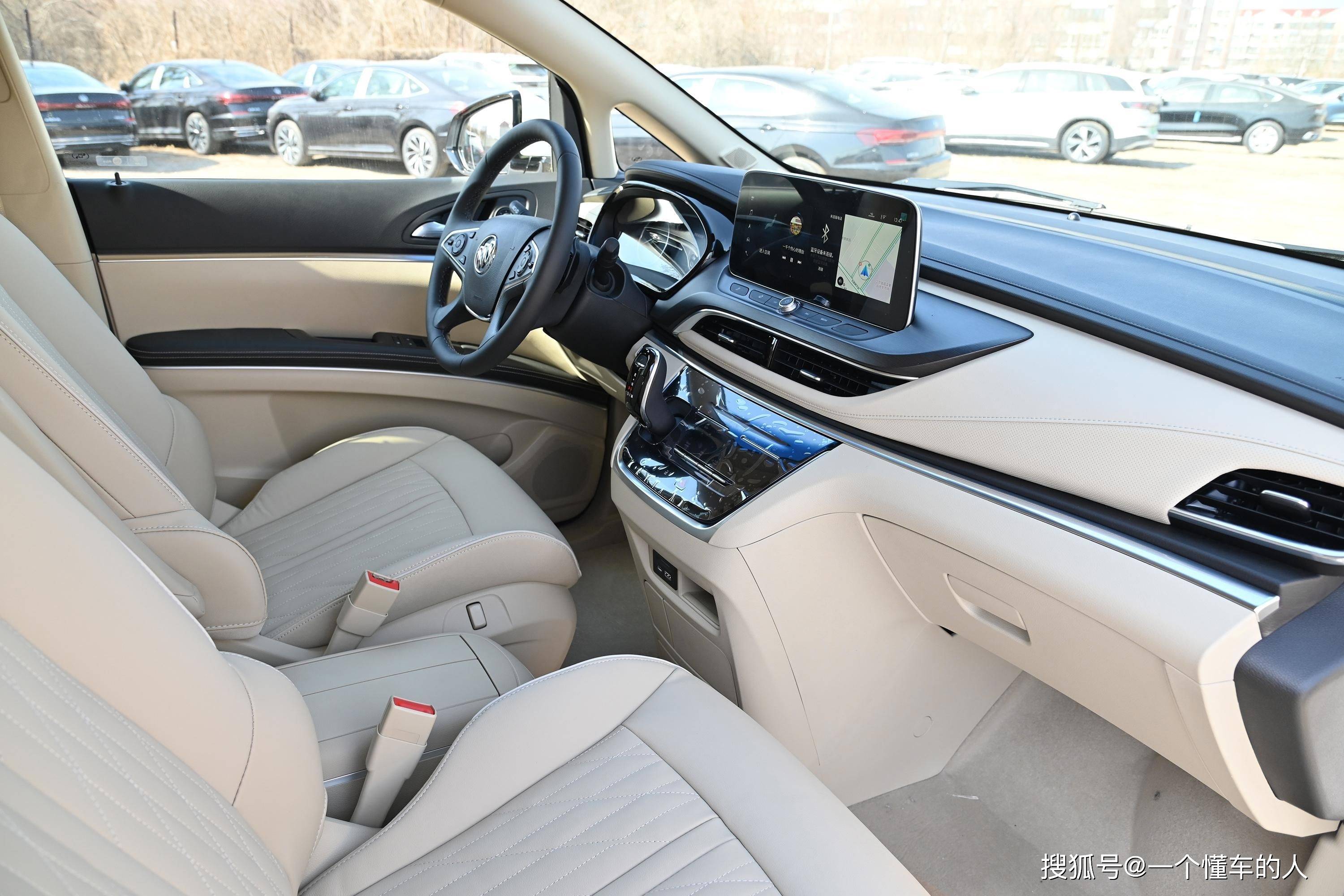 实测车型：别克GL8 2023款 陆上公务舱 652T 豪华型米乐 M6米乐(图7)