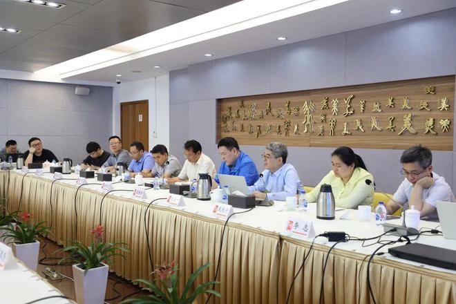 “一切为了满足人民群众对美好生活的向往”古美召开城市家具系统建设工米乐 M6米乐作专题座谈会(图6)