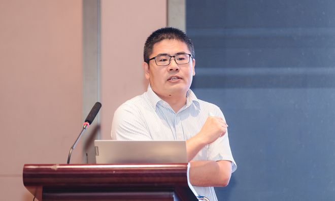 浙大学者米乐 M6米乐设计新型电解液能提高商用锂离子电池的能量密度和循环寿命(图1)