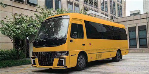 米乐 M6米乐奢华行宫丰田考斯特12座商务车价格和配置(图1)