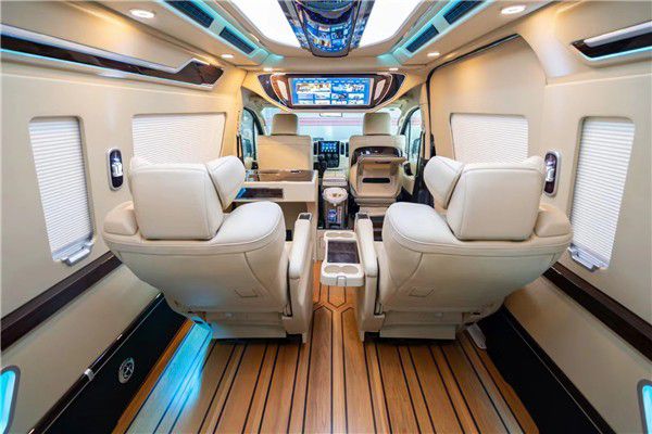 2023款丰田海米乐 M6米乐狮面包车13座商务车报价(图4)