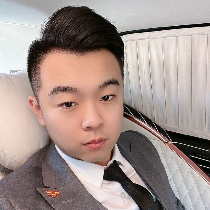 奔驰v260七座版商务车 现车在店 欢迎品鉴米乐M6 米乐(图1)