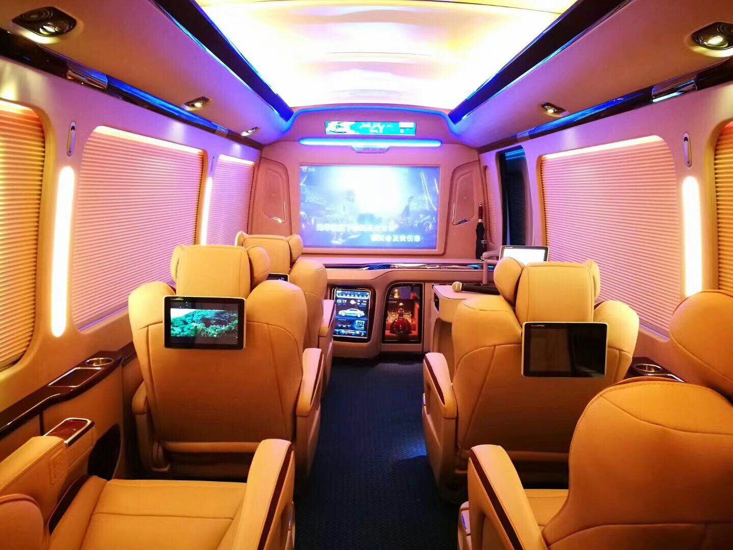 考斯特商务内饰设计图片 航空座椅沙发床价米乐 M6米乐(图2)
