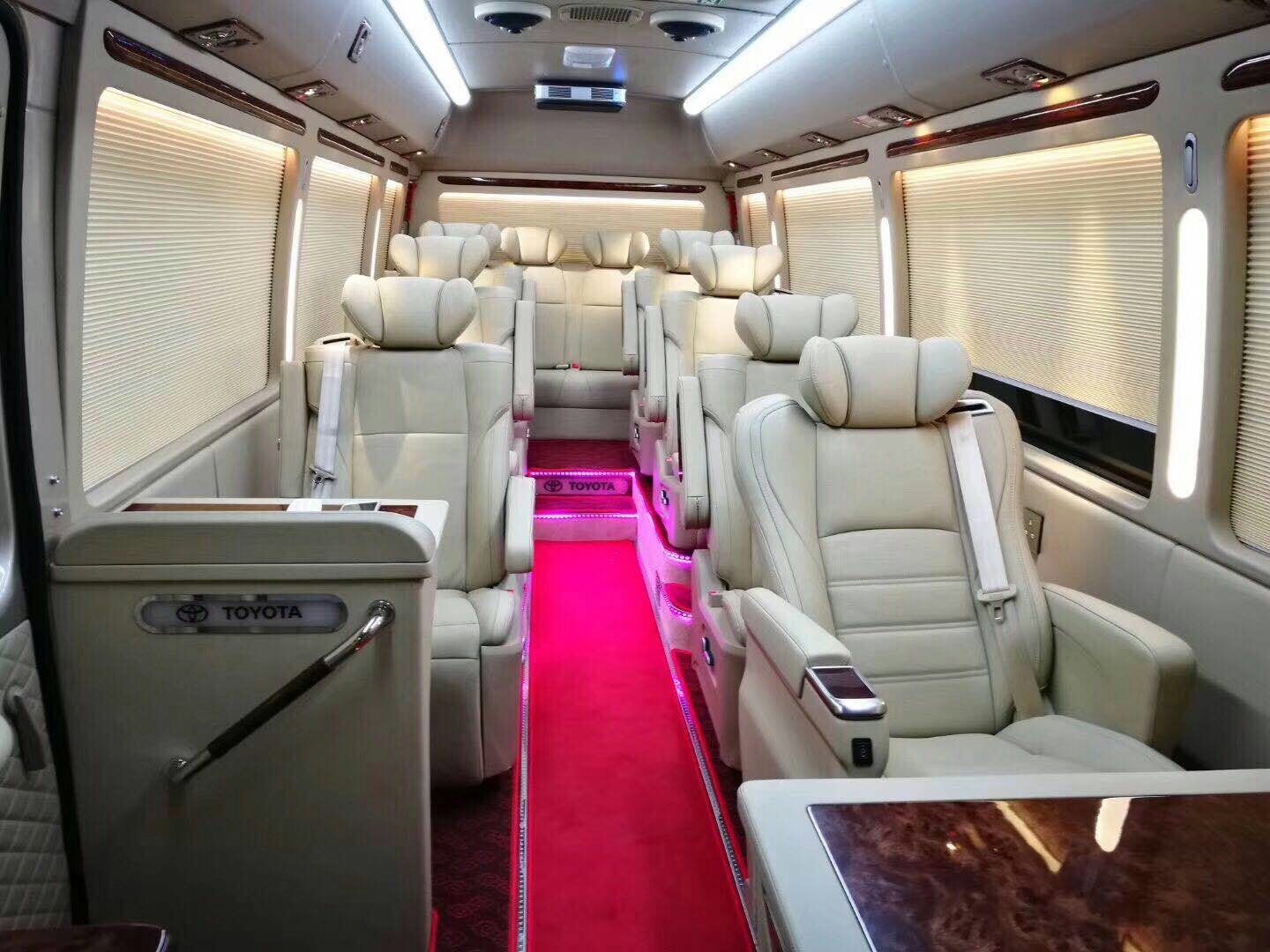 考斯特商务内饰设计图片 航空座椅沙发床价米乐 M6米乐(图4)