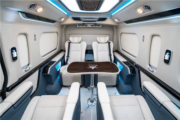 米乐M6 米乐丰田海狮9座接待版海狮黑色豪华商务车(图5)