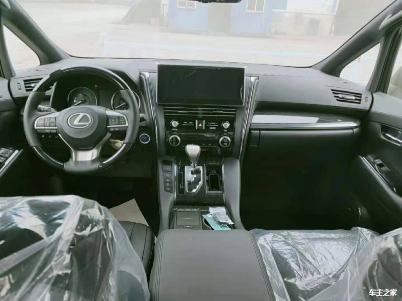 2022米乐M6 米乐款进口雷克萨斯LM欧版商务车价格配置动力解读(图3)