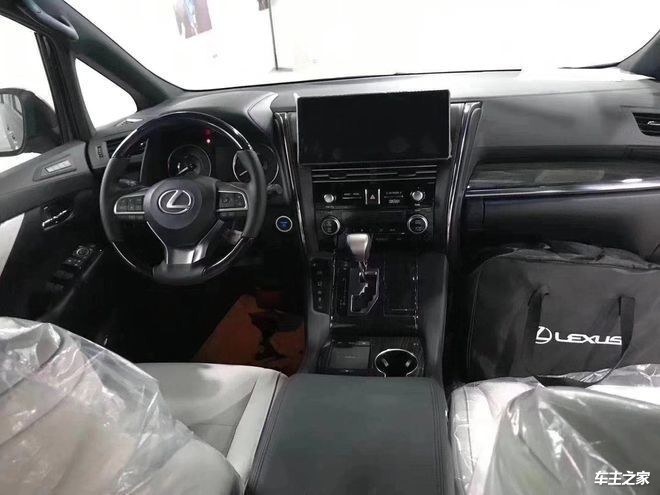 2022米乐M6 米乐款进口雷克萨斯LM欧版商务车价格配置动力解读(图5)