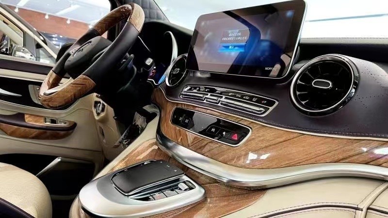 奔驰长轴V260L的几款豪华商务车配置米乐 M6米乐(图2)