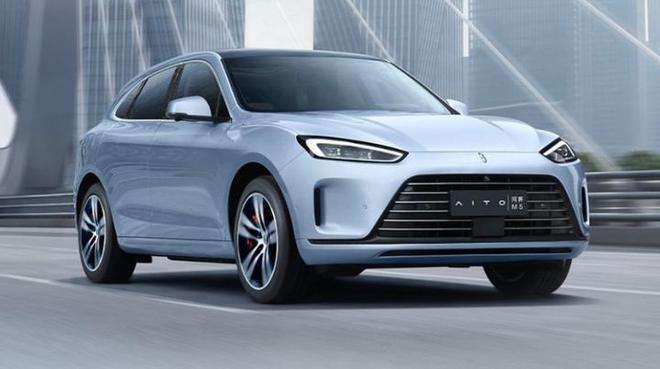 米乐 M6米乐设计细节调整配置缩减问界M5标准版是否值得入手？(图2)
