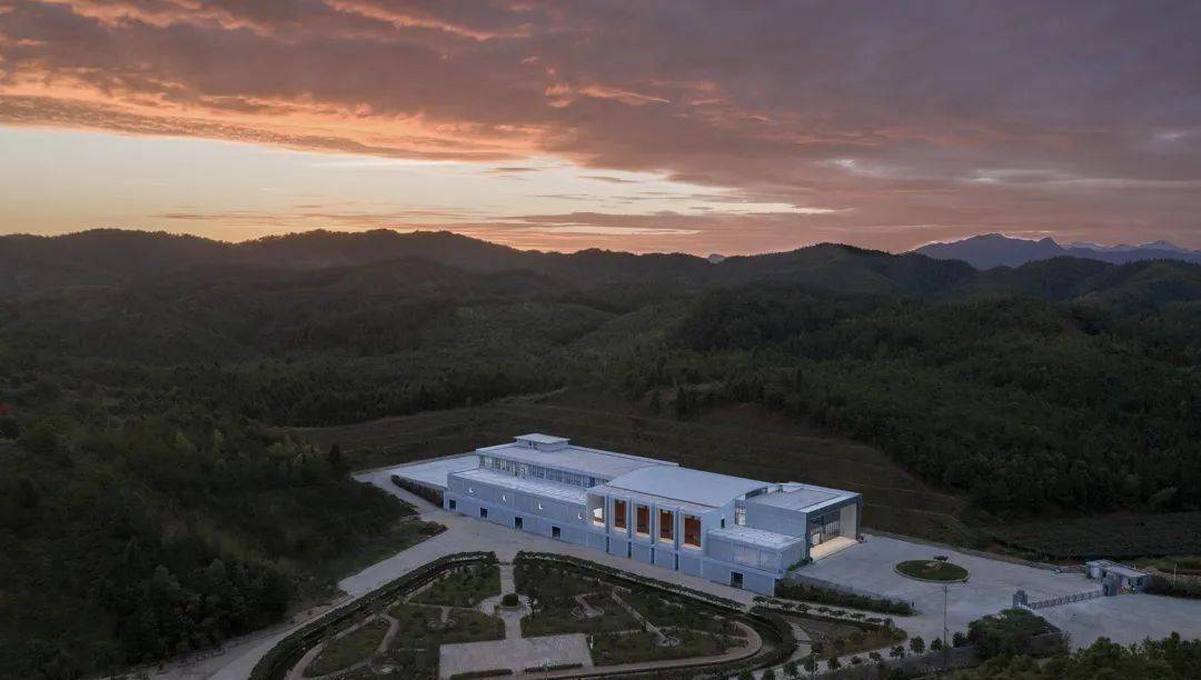 米乐 M6米乐长江以南最大葡萄酒和白兰地酿造基地彼山设计(图2)