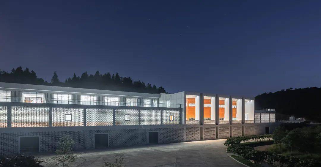 米乐 M6米乐长江以南最大葡萄酒和白兰地酿造基地彼山设计(图5)