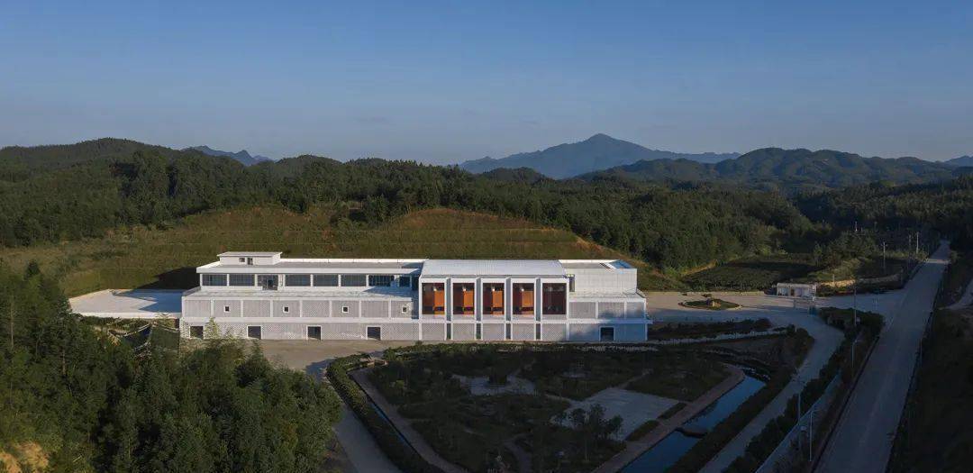 米乐 M6米乐长江以南最大葡萄酒和白兰地酿造基地彼山设计(图4)