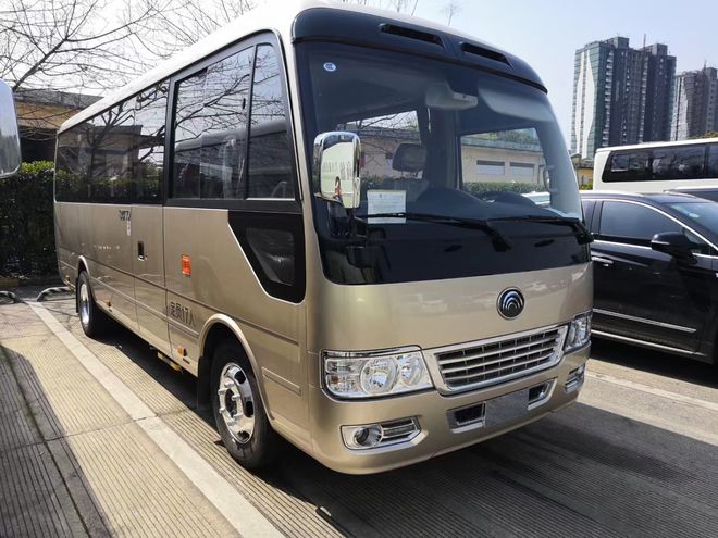 宇通T7巴士商务车7-23座汽油还是柴油米乐M6 米乐(图2)